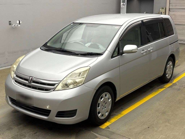 TOYOTA ISIS 2010