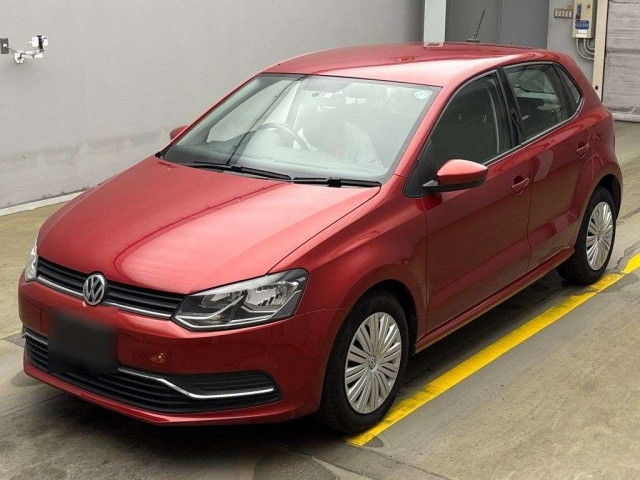 VOLKSWAGEN POLO 2016