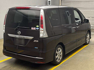 NISSAN SERENA 2011
