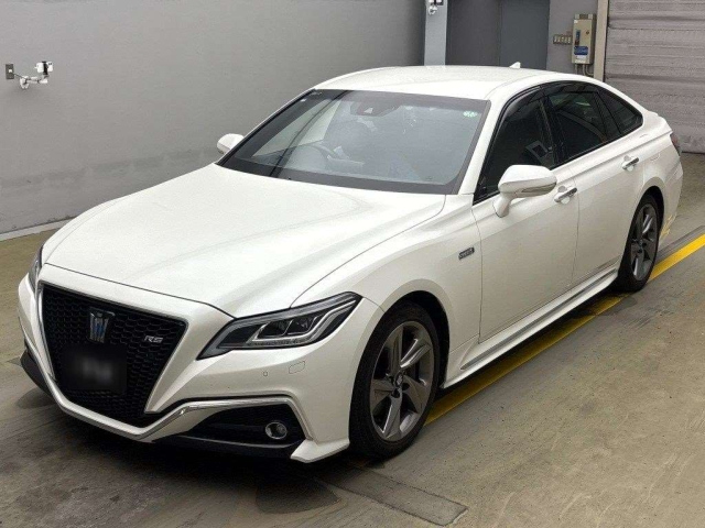 TOYOTA CROWN 2018