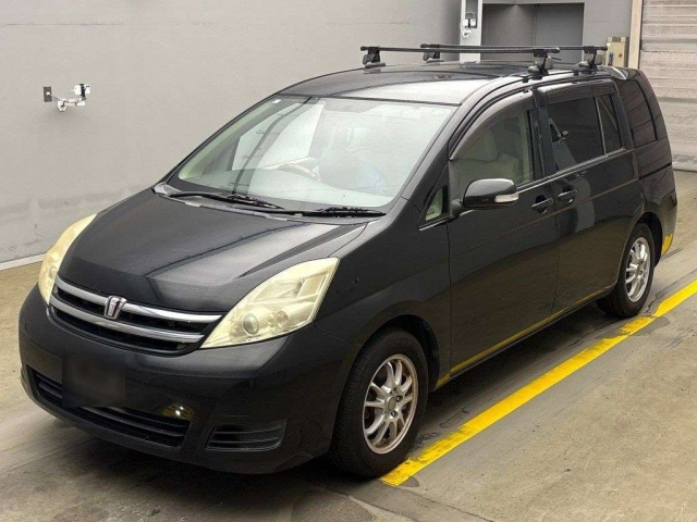 TOYOTA ISIS 2009