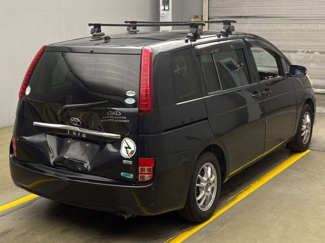 TOYOTA ISIS 2009