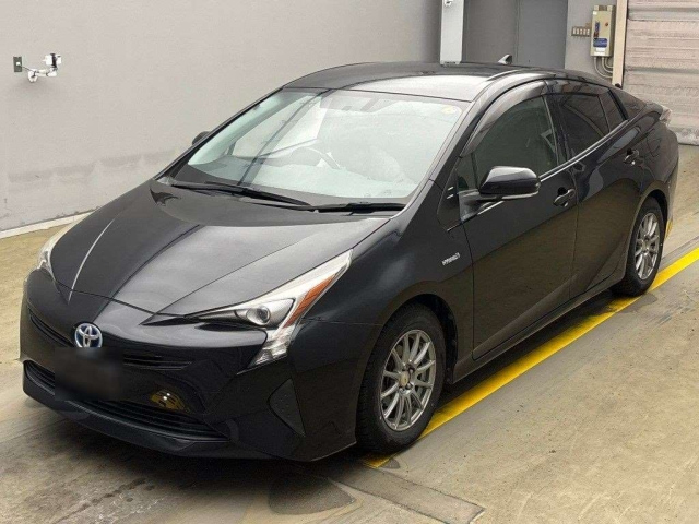 TOYOTA PRIUS 2016