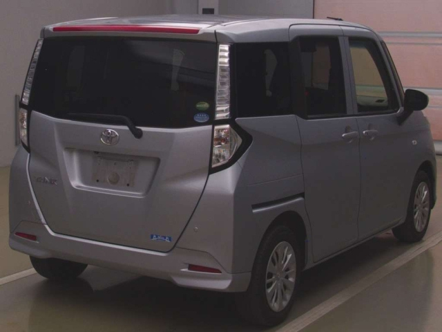 TOYOTA TANK 2016
