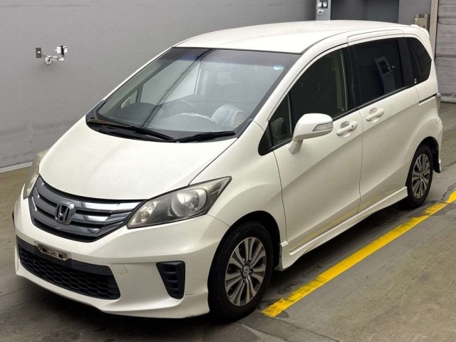 HONDA FREED 2012