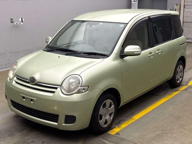 TOYOTA SIENTA 2008