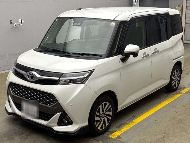 TOYOTA TANK 2019