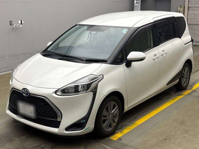TOYOTA SIENTA 2021