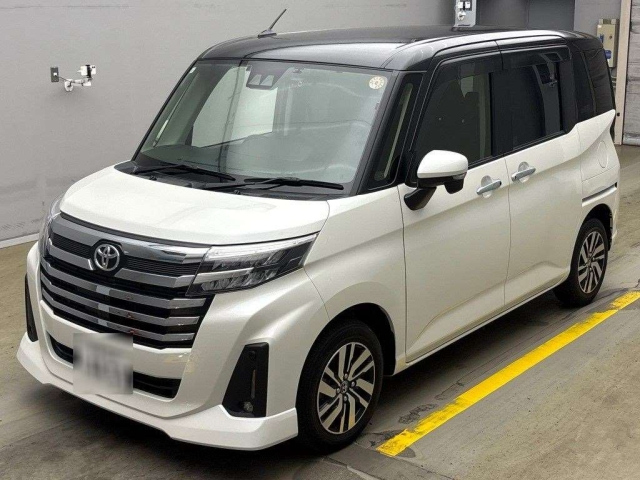 TOYOTA ROOMY 2023