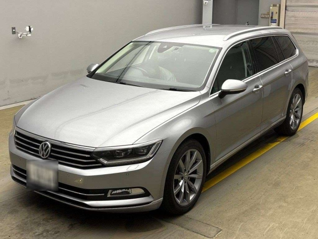 VOLKSWAGEN PASSAT VARIANT 2020