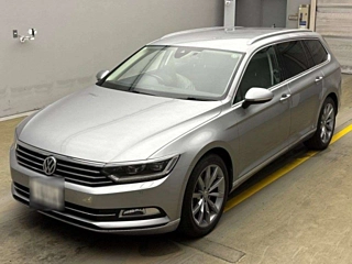 VOLKSWAGEN PASSAT VARIANT 2020