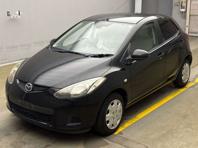 MAZDA DEMIO 2010