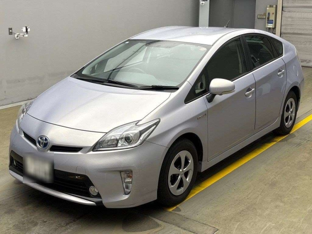 TOYOTA PRIUS 2015