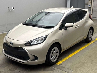TOYOTA AQUA 2022