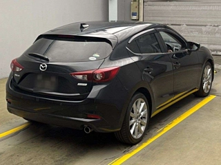 MAZDA AXELA 2017