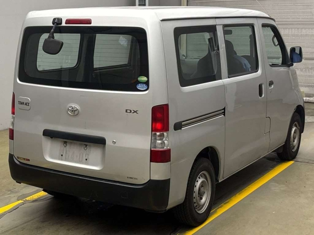 TOYOTA TOWN ACE VAN 2016