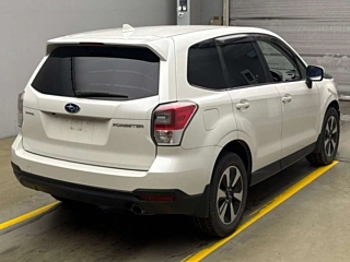 SUBARU FORESTER 2017