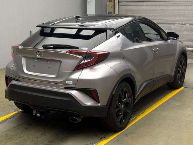 TOYOTA C-HR 2019