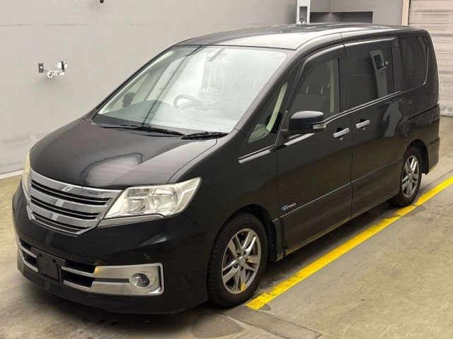 NISSAN SERENA 2013