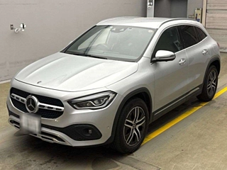 MERCEDES BENZ GLA CLASS 2020