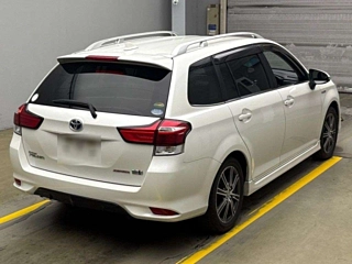 TOYOTA COROLLA FIELDER 2017