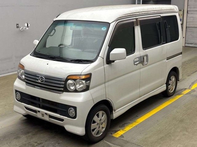 DAIHATSU ATRAI WAGON 2011