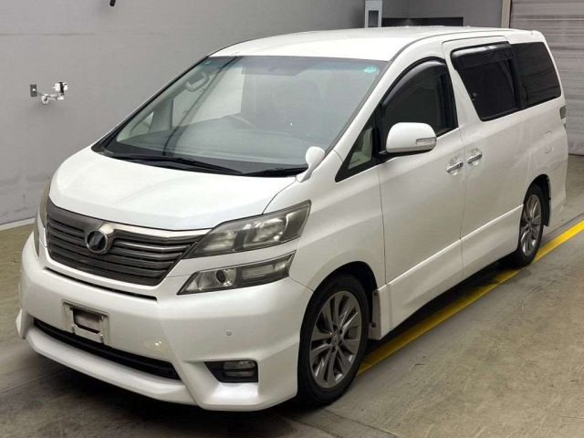 TOYOTA VELLFIRE 2011