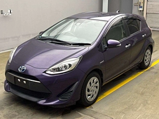 TOYOTA AQUA 2018
