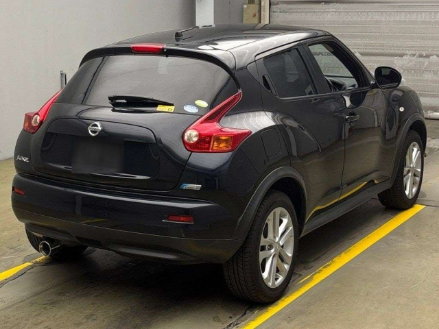NISSAN JUKE 2011