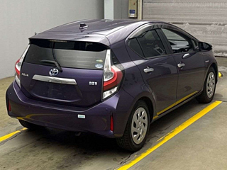 TOYOTA AQUA 2018