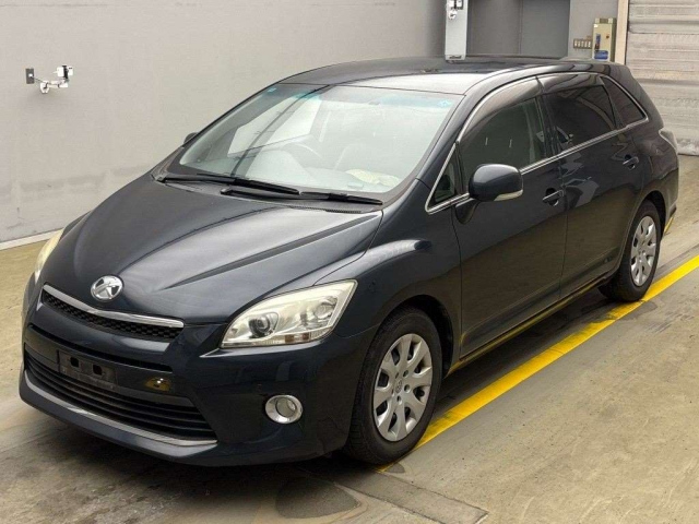 TOYOTA MARK X ZIO 2013