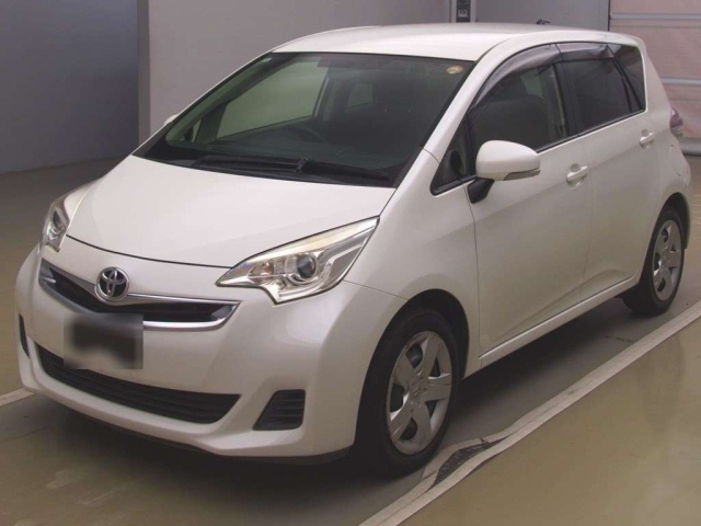 TOYOTA RACTIS 2016