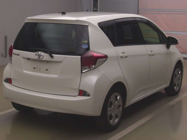 TOYOTA RACTIS 2016