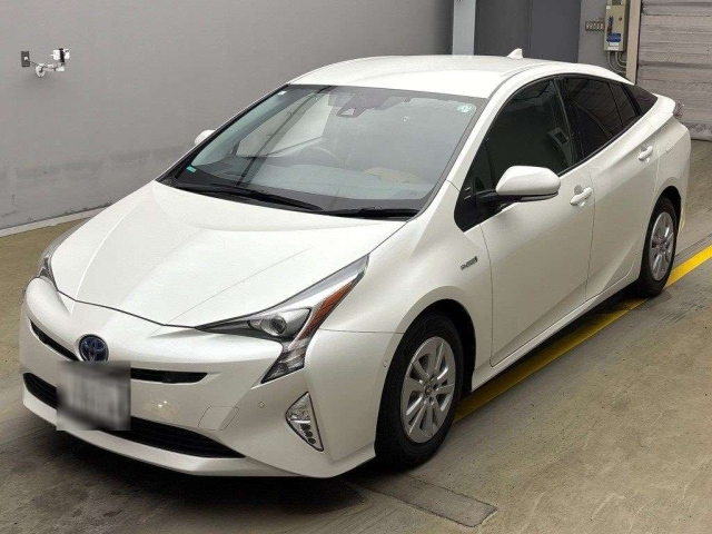 TOYOTA PRIUS 2017
