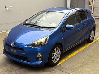 TOYOTA AQUA 2012