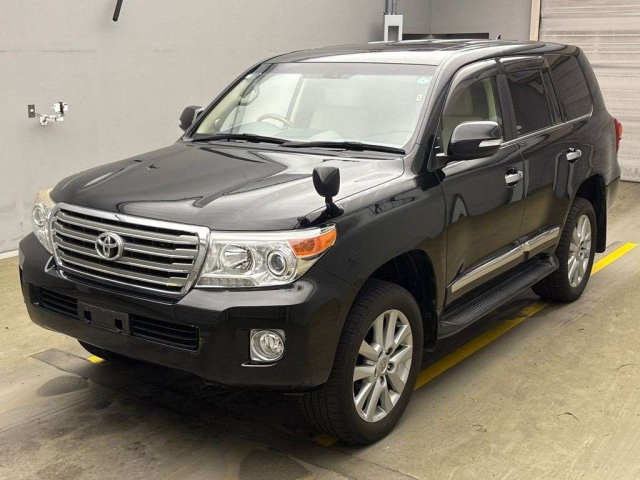 TOYOTA LAND CRUISER 2015