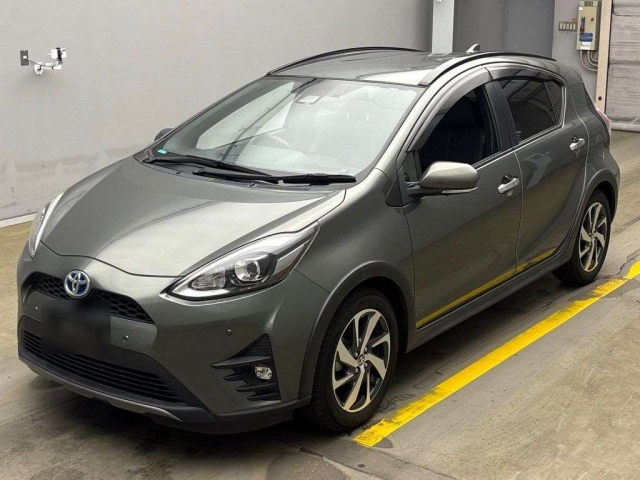 TOYOTA AQUA 2020