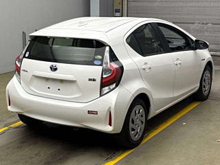 TOYOTA AQUA 2018