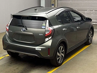TOYOTA AQUA 2020
