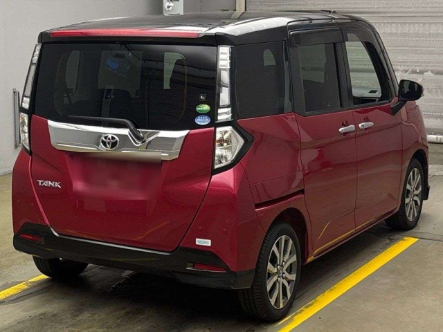 TOYOTA TANK 2020