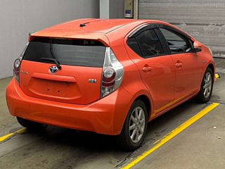 TOYOTA AQUA 2012