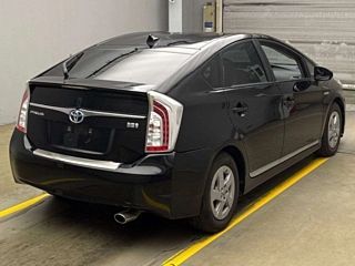 TOYOTA PRIUS 2011
