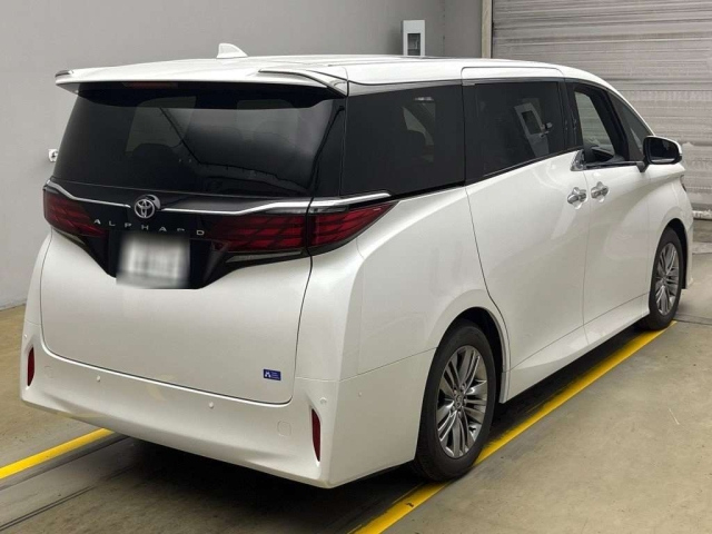 TOYOTA ALPHARD 2025