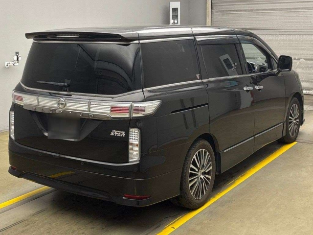 NISSAN ELGRAND 2014