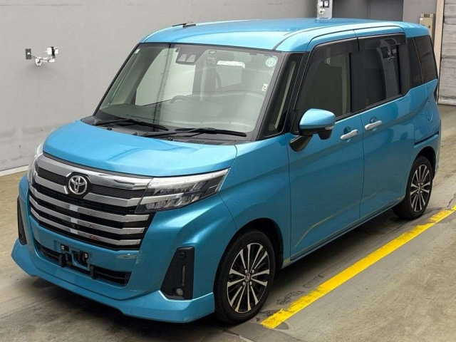 TOYOTA ROOMY 2021