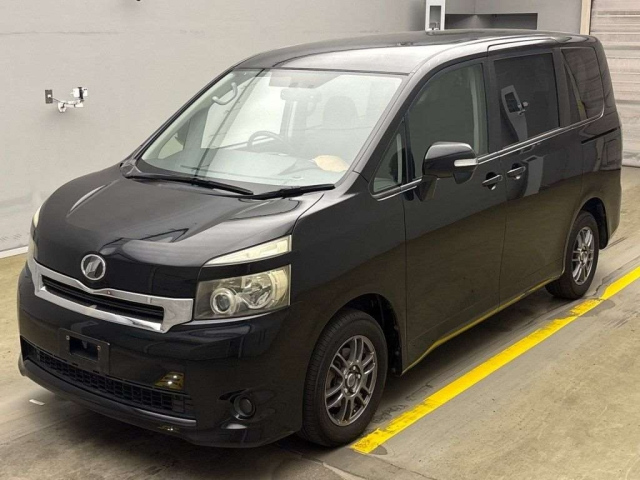 TOYOTA VOXY 2008