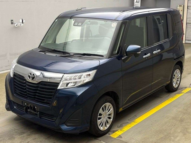TOYOTA ROOMY 2020