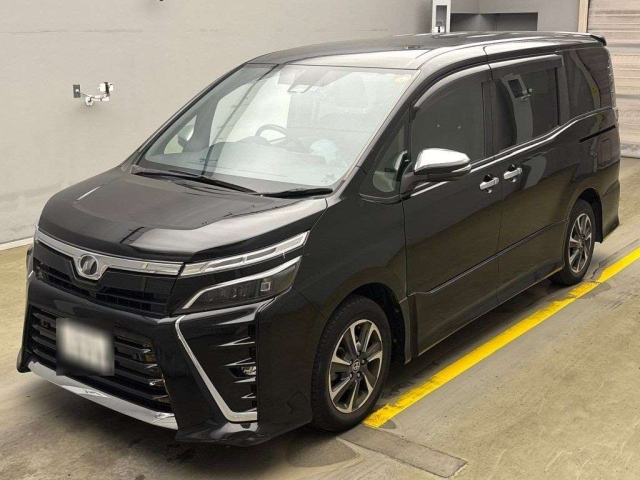 TOYOTA VOXY 2020