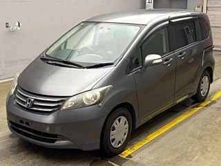 HONDA FREED 2011