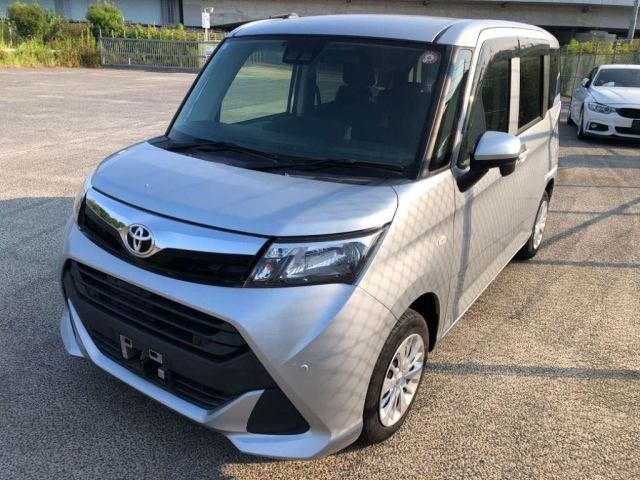 TOYOTA TANK 2020